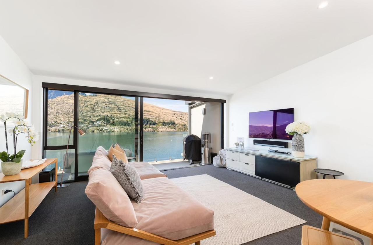 'Lakelife' Lake Front Apartment Квинстаун Экстерьер фото